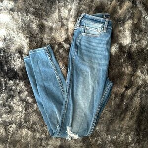 Hollister Ultra High Rise Super Skinny Size 3r